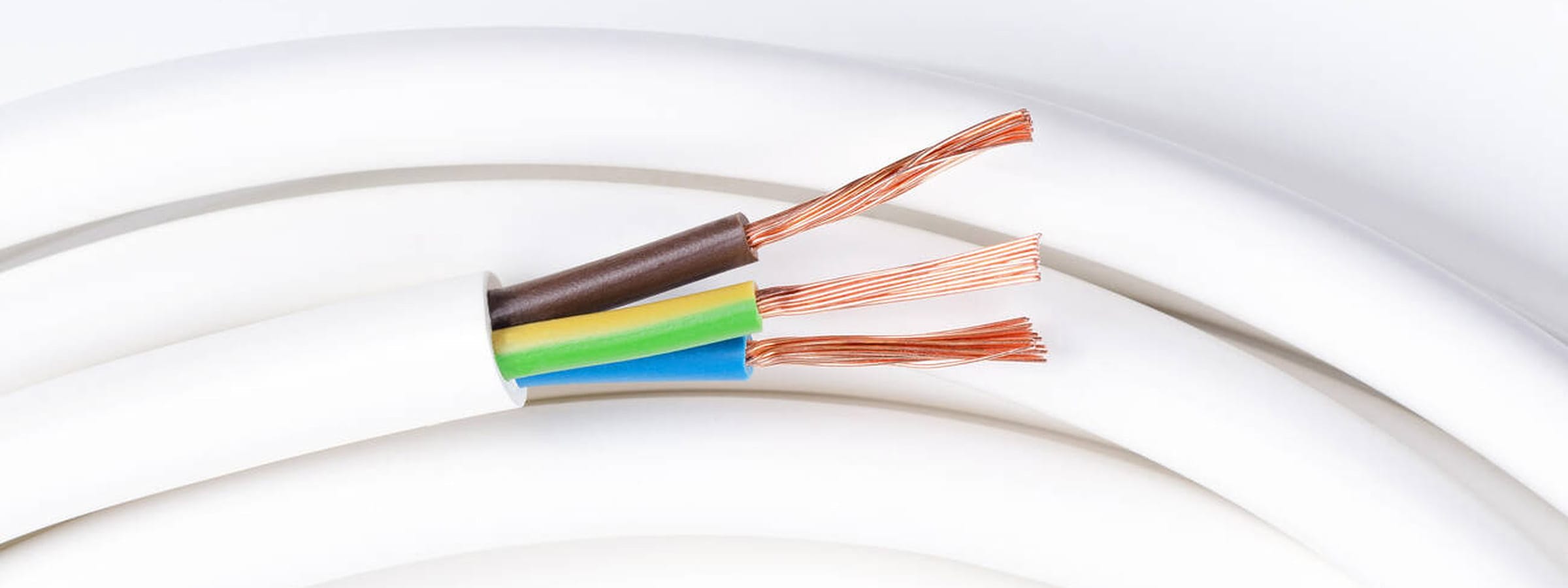 Cablaggio cavi elettrici conto terzi